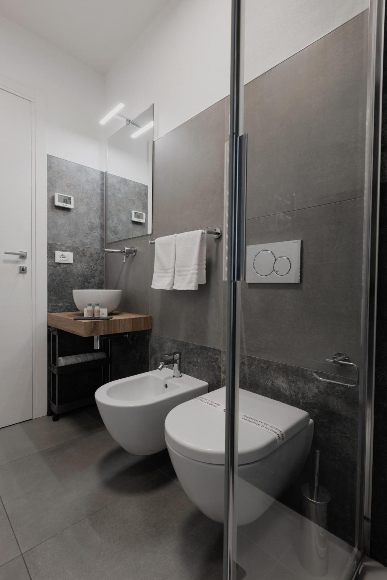 Residence Piazza Giotti 8 Trieszt Kültér fotó