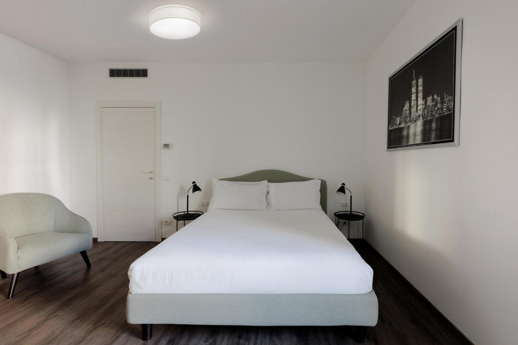 Residence Piazza Giotti 8 Trieszt Kültér fotó