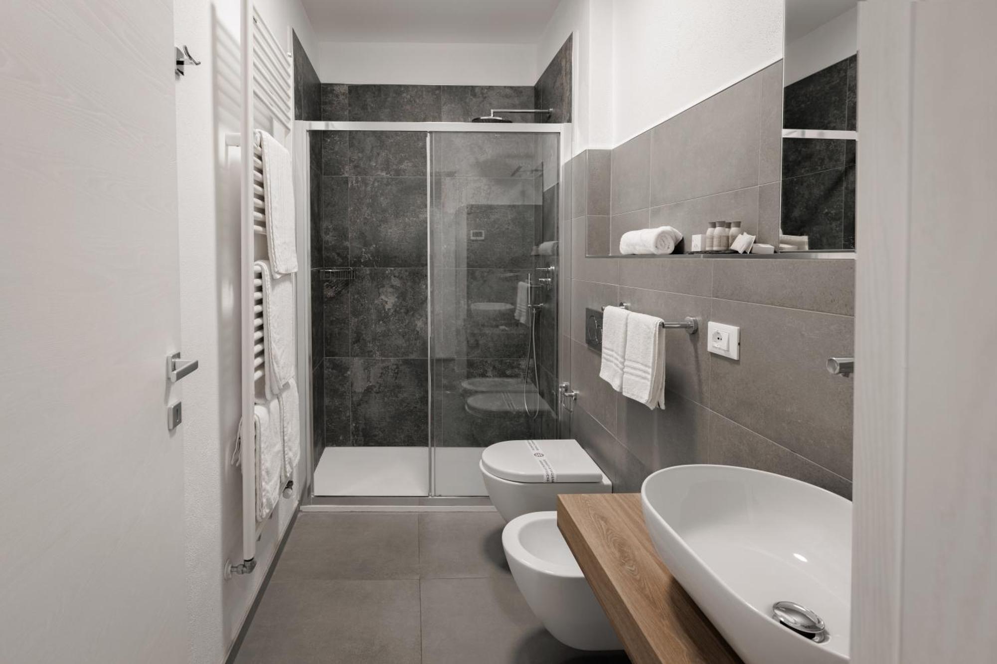 Residence Piazza Giotti 8 Trieszt Kültér fotó