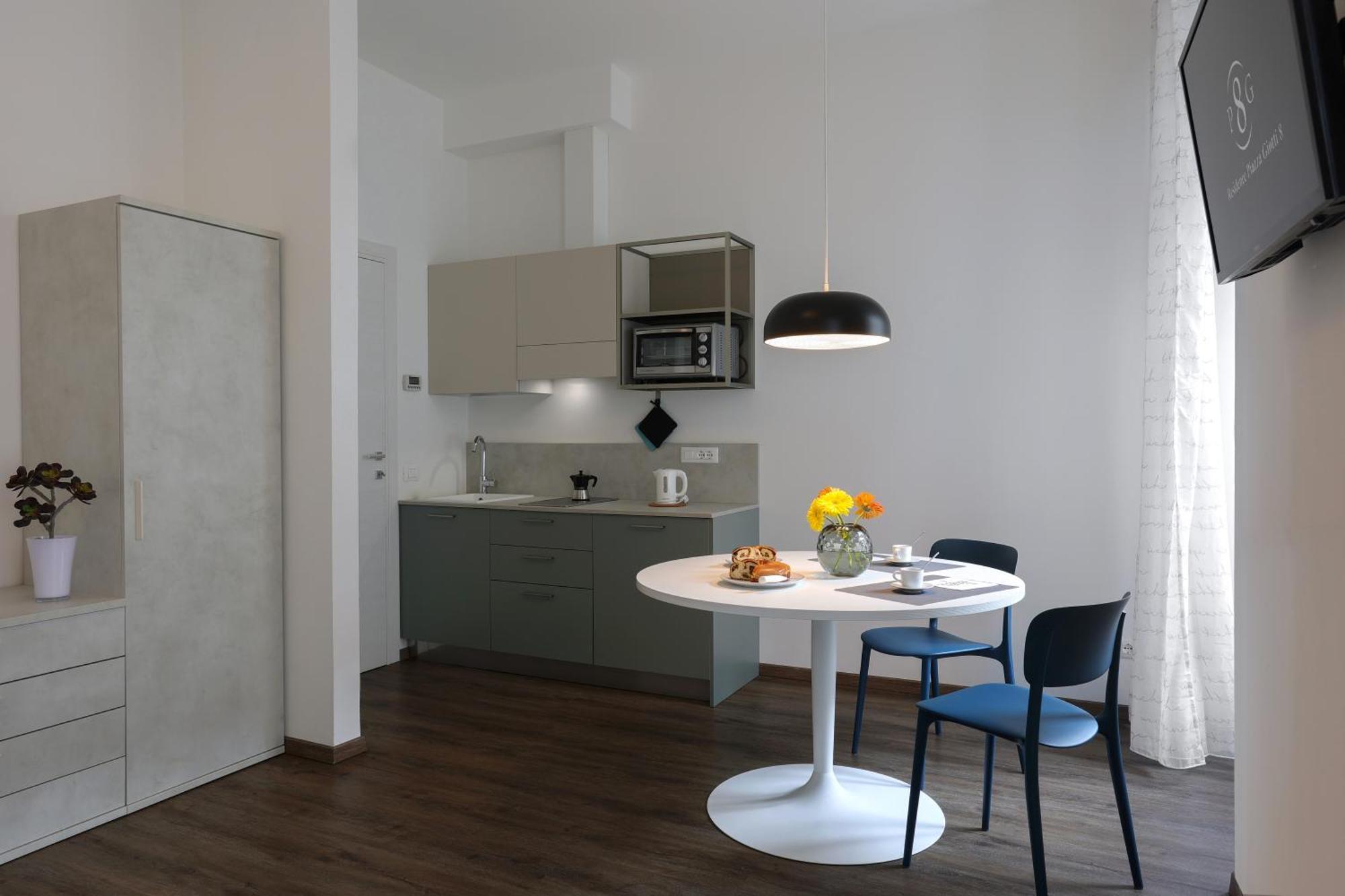 Residence Piazza Giotti 8 Trieszt Kültér fotó